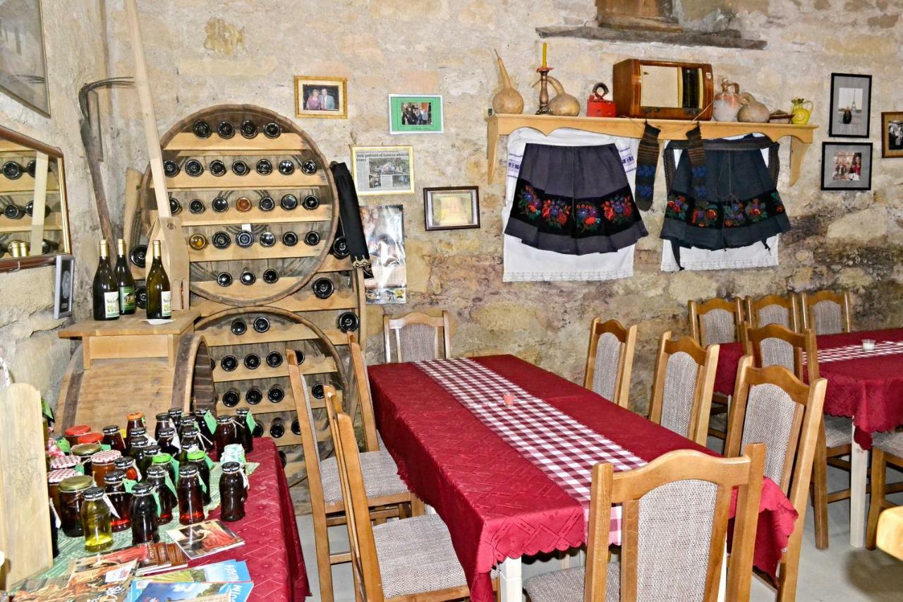 "Pivnica I Smestaj Jovanovic"- Rogljevacke Pivnice Rogljevo Exterior photo